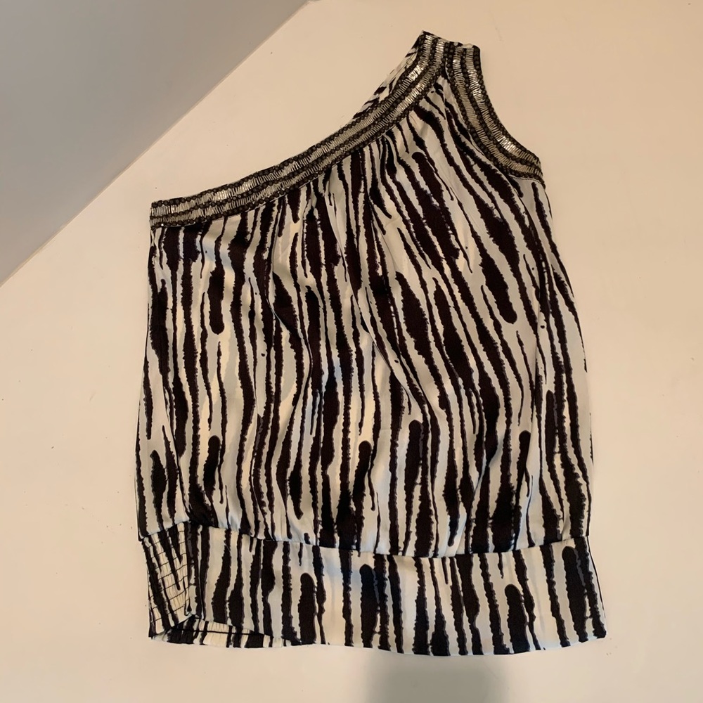 One Shoulder Tank - Picture 4 of 5